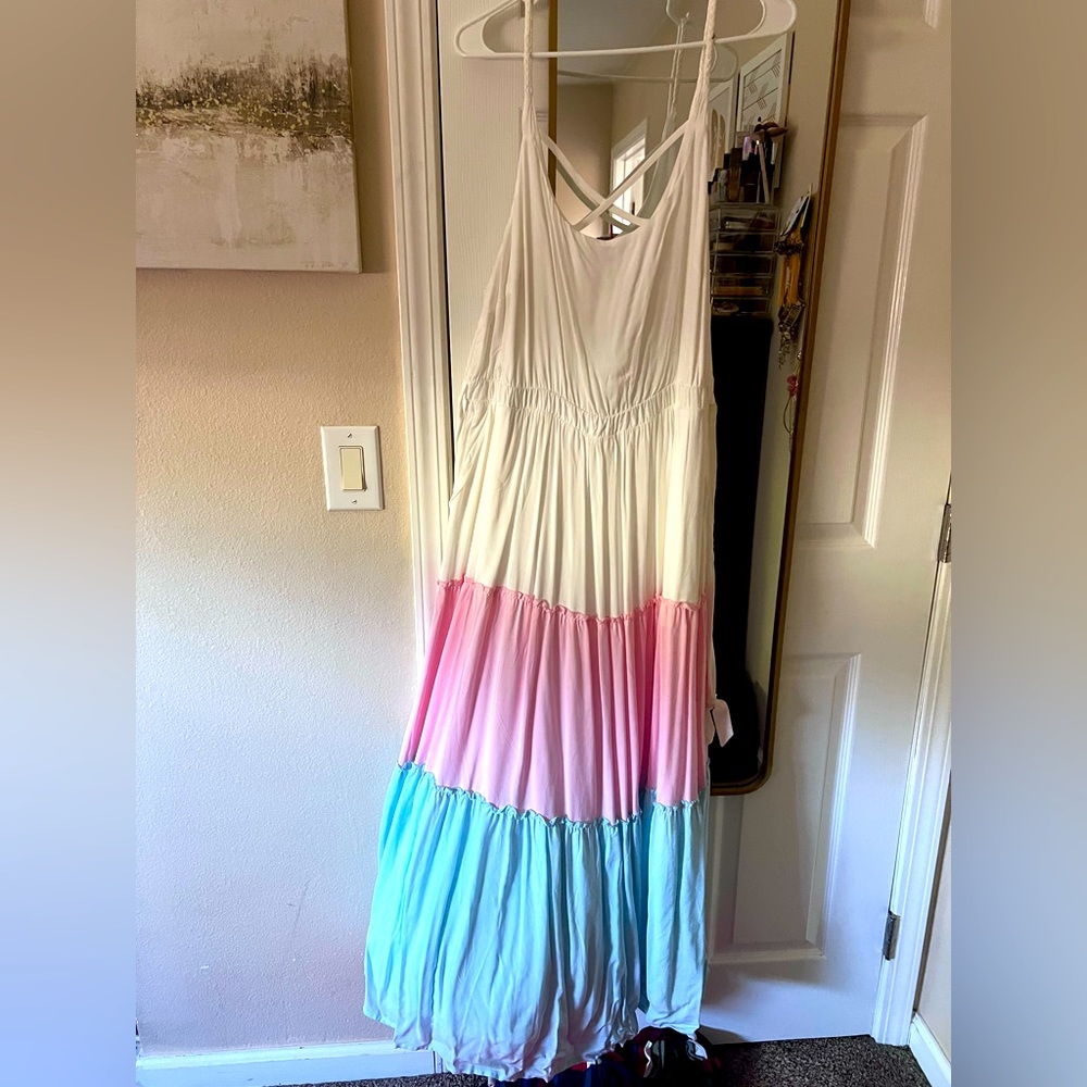 Maxi dress only worn once. Torrid plus size.